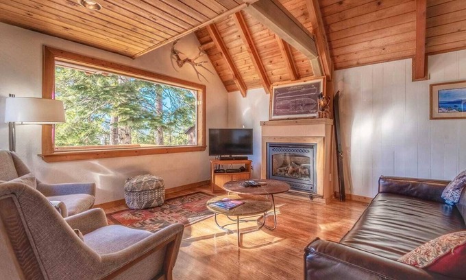 Kings Beach Cabin | Lakeview Serenity Cottage