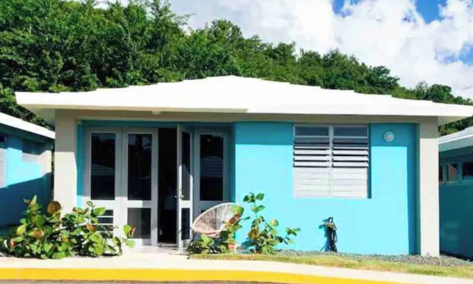 Miradero Ski Chalet | LaLolitaVilla - Steps away from Playa Buye!