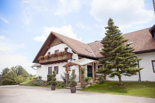 Mooskirchen Hotel | Landhof Lazarus