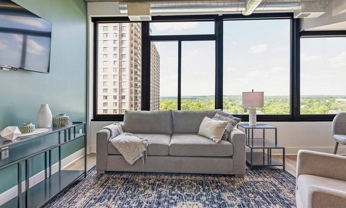 Baileys Crossroads Apartment | Landing | Amazing 1BD, Gym, Game Room