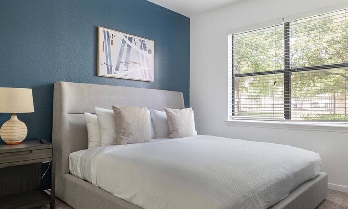 Austin Apartment | Landing at Cortland South Park Terraces - 1 Bedroom in Southpark Meadows