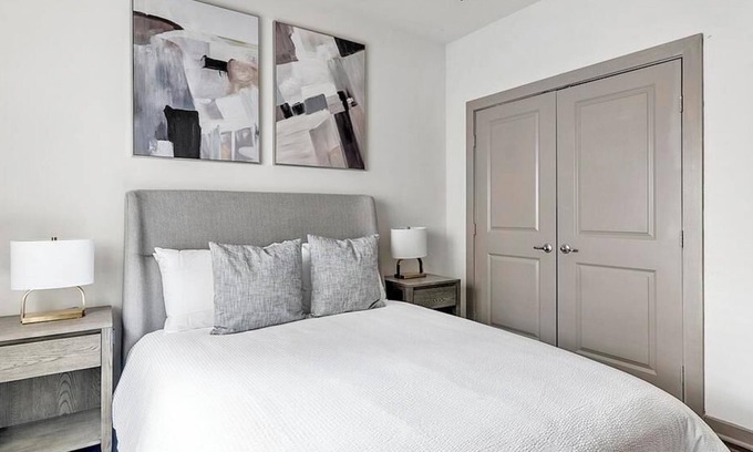 Georgetown Apartment | Landing at Madison at Westinghouse - 2 Bedrooms in Downtown Georgetown