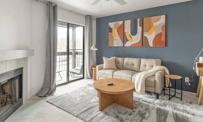 Windsor Park Apartment | Landing at Mueller Flats - 1 Bedroom in Windsor.