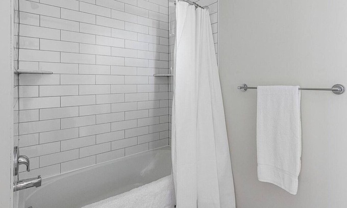 Carteret Apartment | Landing at The Botanic - 2 Bedrooms in Carteret