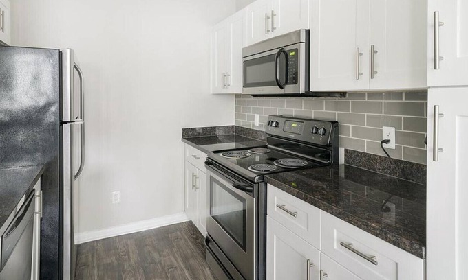 Briarforest Apartment | Landing at The Milano - 2 Bedrooms in Briar Forest