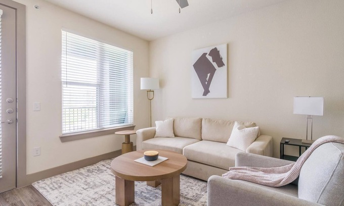Conroe Apartment | Landing | Beautiful 1BD, Pool, Yoga Studio