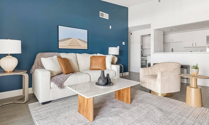 Bradenton Apartment | Landing | Beautiful 1BD, Gym, Clubhouse