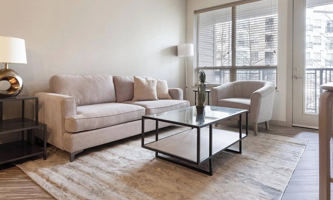 St. Louis Apartment | Landing | Beautiful 1BD, Gym, Courtyard