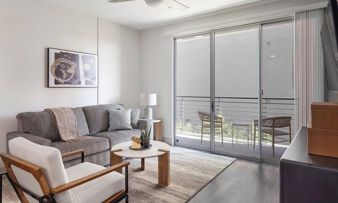 Camelback East Apartment | Landing | Stunning 2BD, Gym, Clubhouse