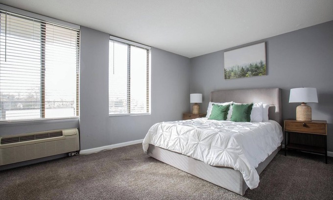 Fort Wayne Apartment | Landing | Stunning Studio, Game Room, Gym