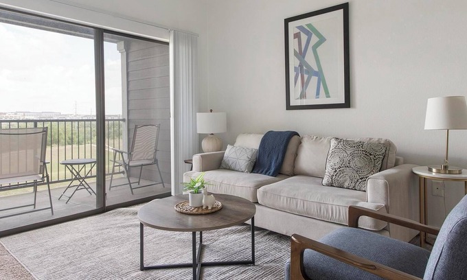 McNeil Apartment | Landing | Stylish 2BD, Clubhouse, Gym