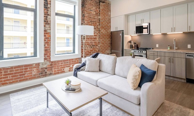 Five Points South Apartment | Landing | Stylish 2BD in Five Points South