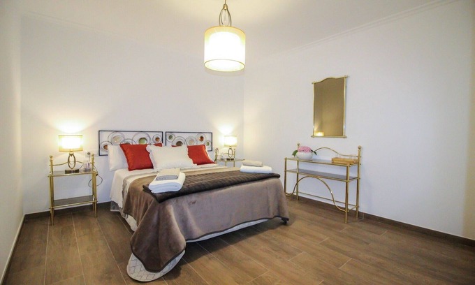 Arcade Apartment | Lar de Carmen