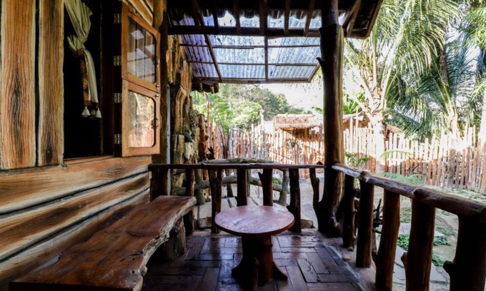 Pleret House | Larasati Homestay