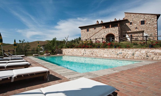 Volterra Apartment | Large and beautiful apartment on the ground floor with a terrace