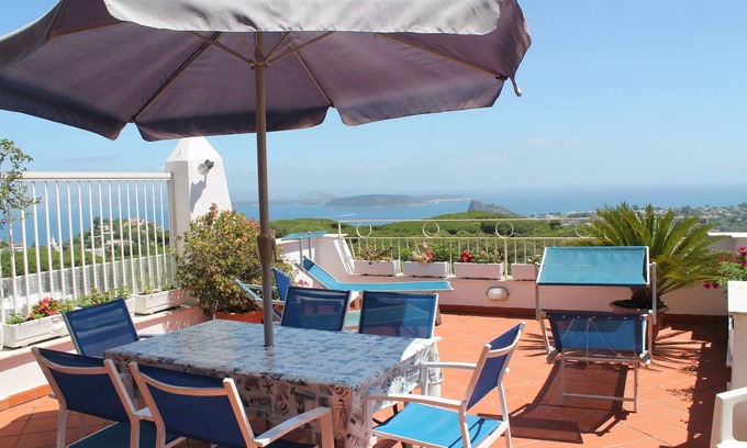 Fiaiano Apartment | Large apartment sleeping 9 can accommodate 2 families