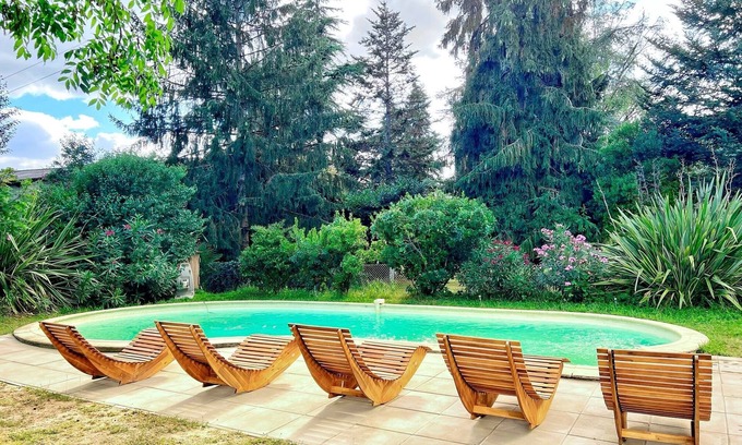 Floudes House | Large character house built in 1850