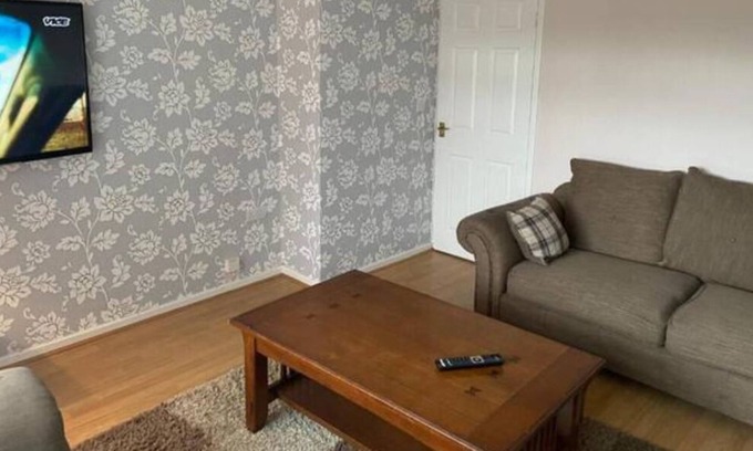 Newcastle-upon-Tyne House | Large fully equipped and comfortable 3 Bedroom House in Westerhope