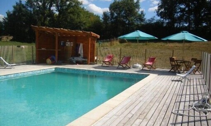 Villeneuve d'Aveyron Cottage | Large gite in stone house at Leymou near Najac, Aveyron gorges