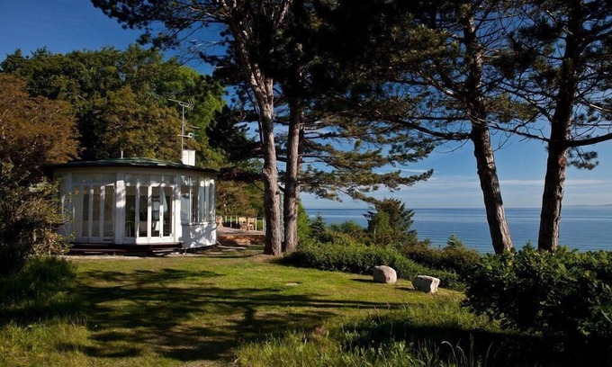 Gilleleje House | Large Holiday Home w/Stunning Waterfront Views & Separate Guest house sleeps 12