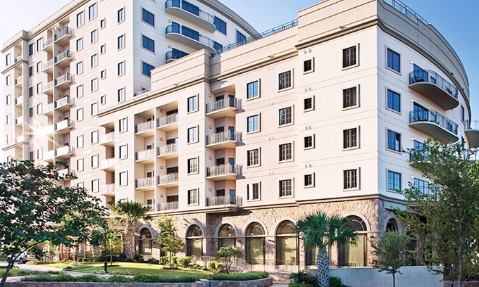Downtown San Antonio Condo | Large kitchen, riverfront waterway, central downtown
