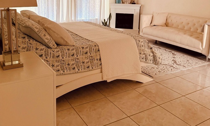 Indian Trails House | Large Master Bedroom and Living Room near the beach!