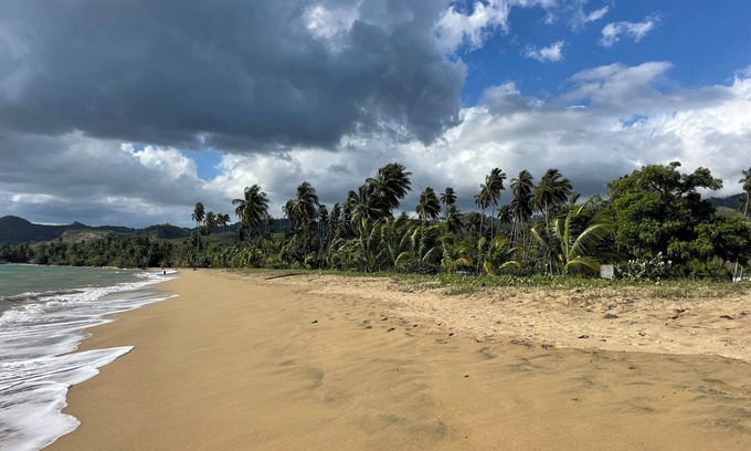 Playa House | Large Oceanfront 4 Bedroom Home near Rincon directly on a Beautiful Quiet Beach