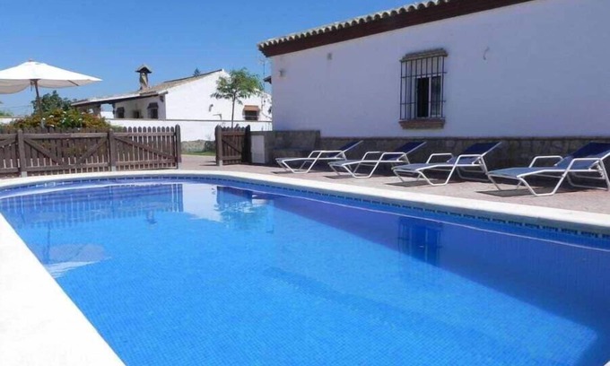Conil de la Frontera House | Large pool area, 4 bikes, free Wi-Fi, 2 parking spaces - Casa Anita -