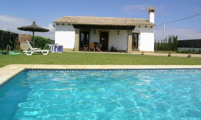 Campano House | Large pool, beautiful fireplace, brick barbecue, near the beautiful beach in Roche - Casa Bartolo -