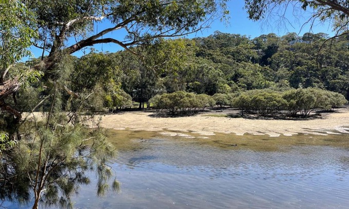 Grays Point Bed & Breakfast | Large Riverside Studio Retreat