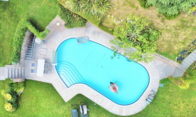 Caprino Veronese Villa | Large Villa in the Countryside, Private Pool and Garden — 10min from Lake Garda