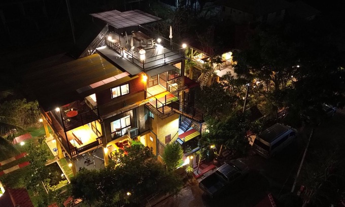 Sam Roi Yot Villa | Large villa near the beach in Sam Roi Yot, with gym and SUP. Quiet area.