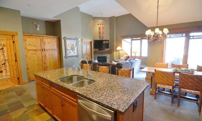 River Run Condo | ★Largest 2BR@ River Run Springs | Steps to Gondola w/pool, waterslide, hot tubs★