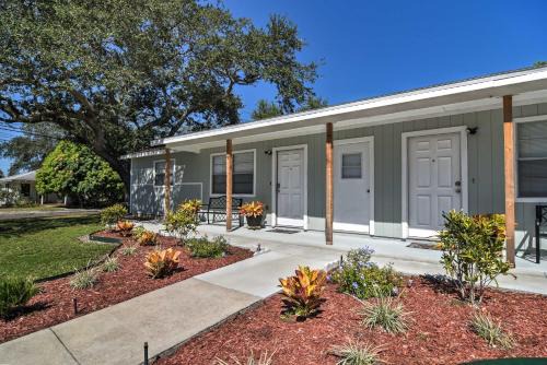 Largo House | Largo Townhome Near Indian Rocks Beach!