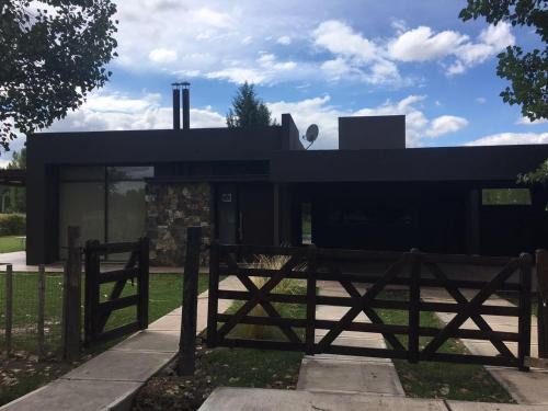 Tunuyan House | Las Rosas camino del vino