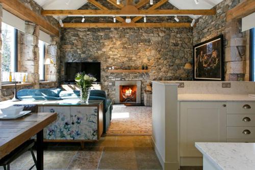 Alloway House | Laundry Cottage, River Doon fishing