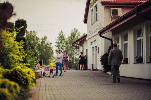 Belchatow Bed & Breakfast | Laura