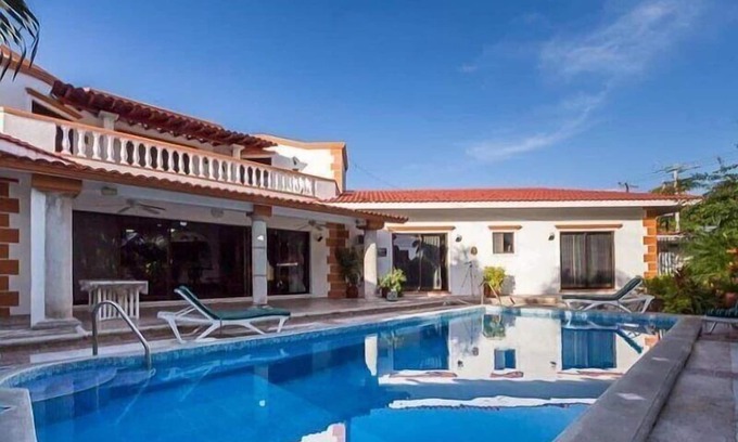Colonia Centro House | Lavish Gardens, Large Pool, 2 Blocks to Ocean