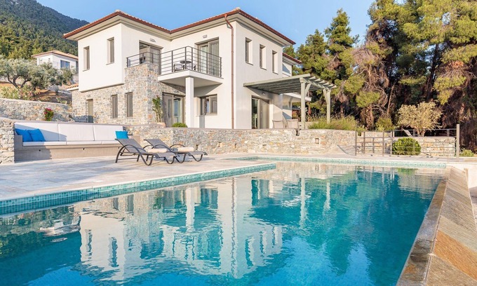 Elios Villa | Lavish Skopelos Villa | Villa Kallithea | 4 Bedrooms | Mountain, Sea & Pool.