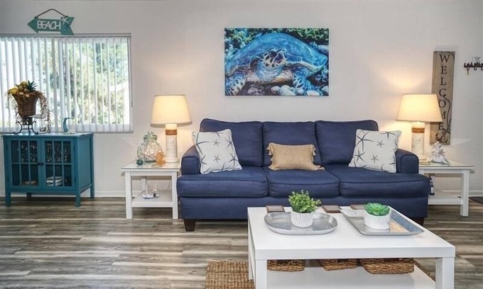 Bradenton Beach Condo | Lay-Z-Liv-N 12 ~ Pool, Steps to Beach, Updated