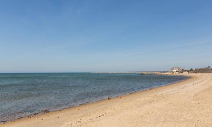 Napeague House | Lazy Point WaterMan/WaterWomans Paradise, Private Bay Beach Community