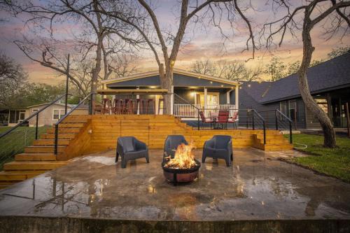 New Braunfels House | LD 435 Twilight Point