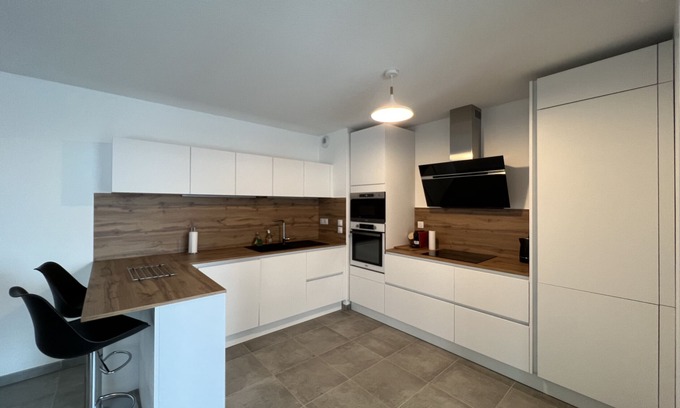 Casselardit Apartment | Le Cartoucherie : T3 neuf proche Tram & Zénith
