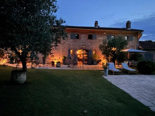 Issus House | Le Clos de Mara