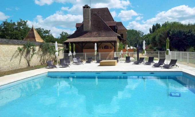 Saint-Vincent-de-Cosse Apartment | Le Clos des Rives by Interhome