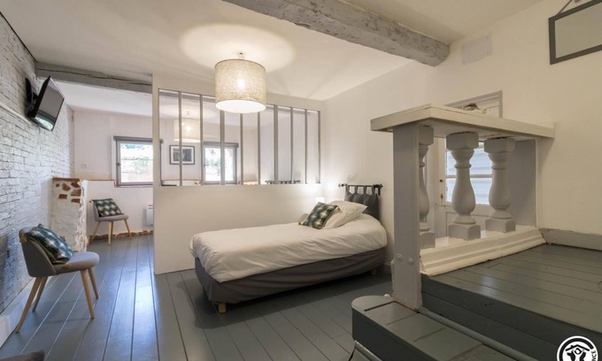 Montgiscard House | Le Cocoon d'Isatis 1