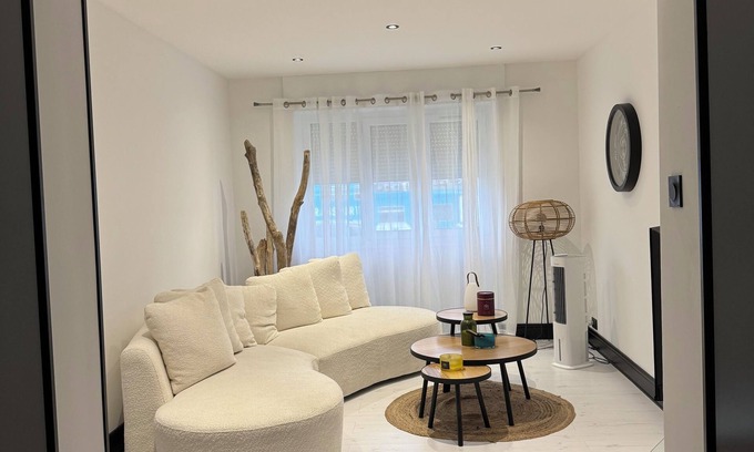 Valence Apartment | Le Coin Douillet de Rita