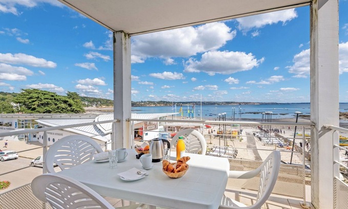 Plougonvelin Apartment | Le Domaine de Bertheaume 2p5p Sea view