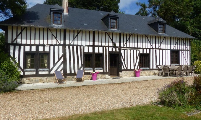 Bonneville-la-Louvet House | Le Domaine des Tostes