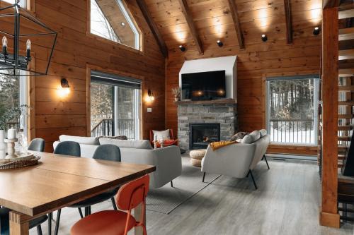 Entrelacs Ski Chalet | Le Doux Refuge - Spa et lac
